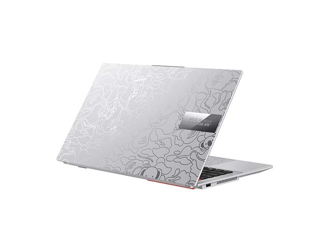ASUS、「BAPE」とコラボした15.6型有機ELノートPCを8/18発売 - 価格.com