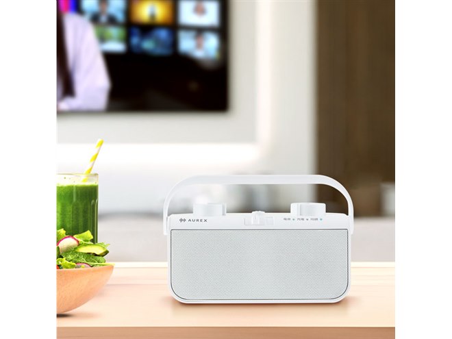 東芝、テレビ音声を手元で聴けるテレビ用ワイヤレススピーカー「TY