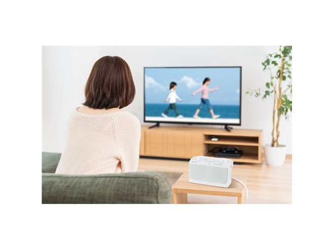 東芝、テレビ音声を手元で聴けるテレビ用ワイヤレススピーカー「TY