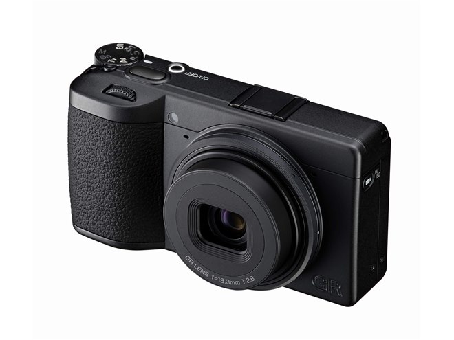 リコー、GRシリーズ初となるモノクローム写真撮影に特化した「RICOH GR