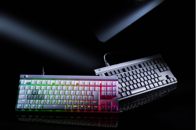 ロジクール、高速入力に対応した厚さ22mmロープロファイルゲーミング