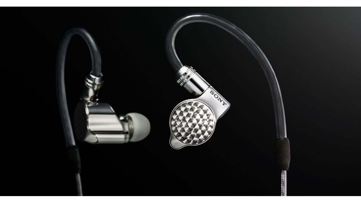 価格は税別20万円！ソニーのフラッグシップイヤホン「IER-Z1R」が