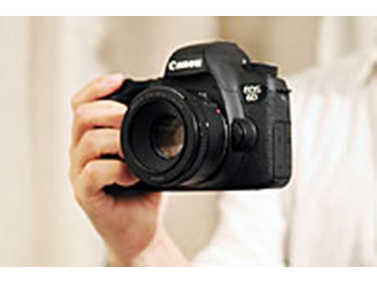 コスパ最高！ キヤノンEOSユーザー必携の標準レンズ「EF50mm F1.8 STM