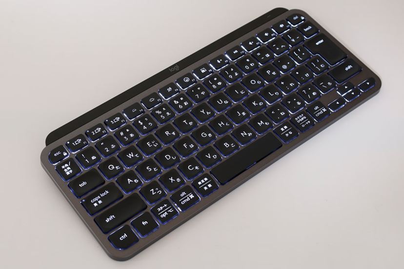 コンパクトな高性能キーボード「MX KEYS MINI」登場、狭いデスクでも