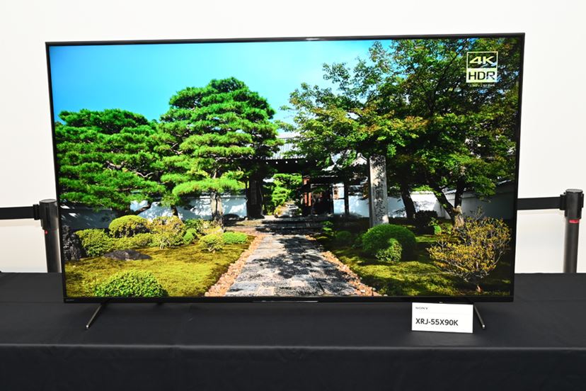 ソニーから2022年最新ブラビア登場。新有機ELパネル、42V型有機EL