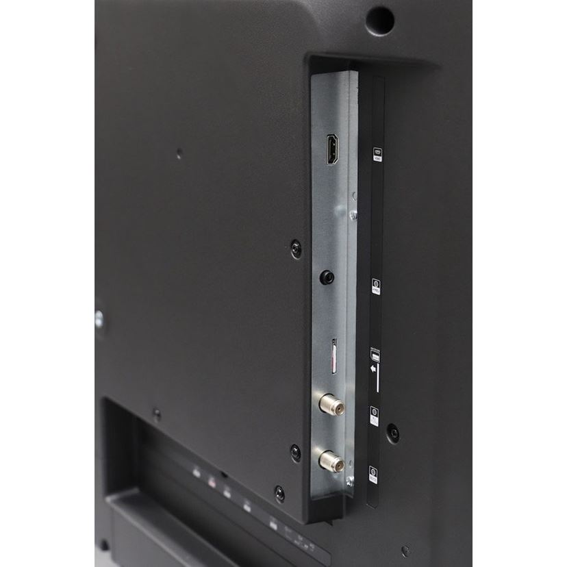 4K対応の50V型が5万円台！ ドン・キホーテの格安4K液晶テレビを試した