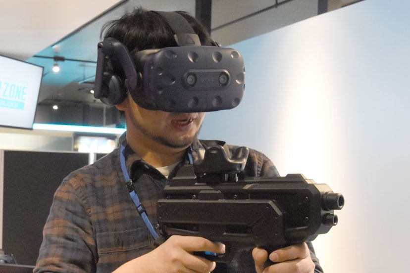 VR×ギャラガ」の夢コラボを最新VRヘッドセット「HTC Vive Pro」で体験