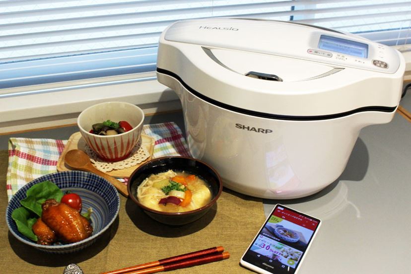 勝間和代さんも愛用の「ホットクック」に新モデル登場！ 料理好きを