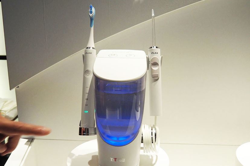 世界初！ 水素水を使ったジェット水流でオーラルケアができる