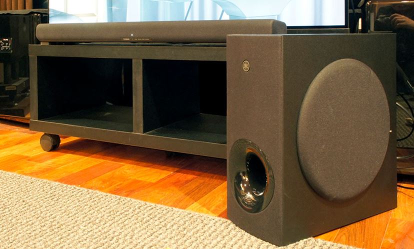 手ごろな価格でもDolby Atmosの臨場感を楽しめる！ ヤマハ「SR-B40A