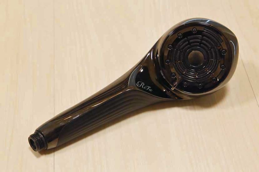 男の汗と脂対策にも！ 話題の高級シャワーヘッド「ReFa FINE BUBBLE U