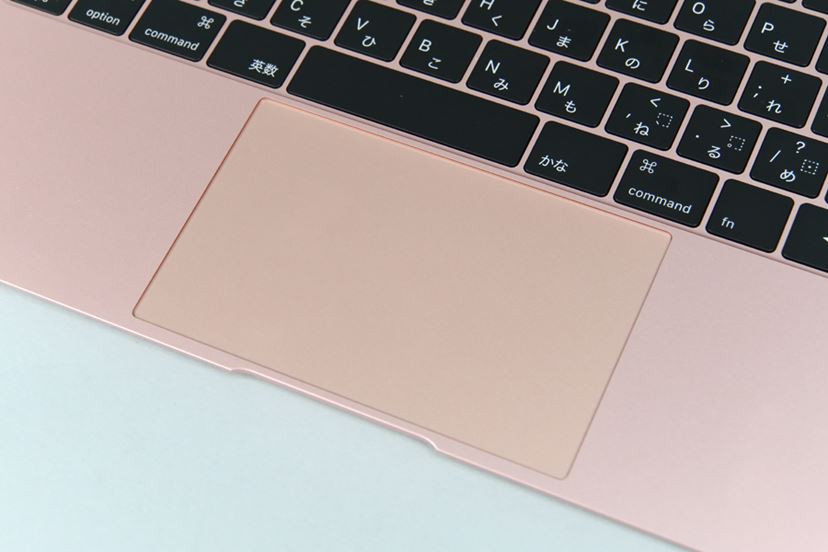 価格据置きでパワーアップした新型「MacBook」、新色ローズゴールド