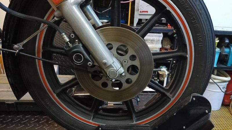 ブレーキキャリパーピストン フロントW 1978-82 FX XL - KMFモーター