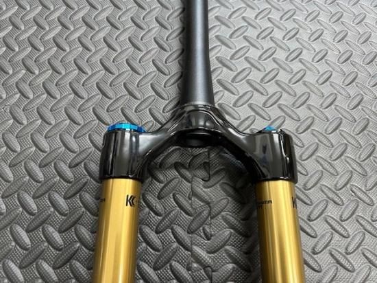 玄武店頭在庫有 2025 FOX 36 FLOAT 29in E-Optimized 160 Grip X2