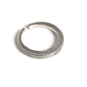 シルバー - VIVIFY STORE