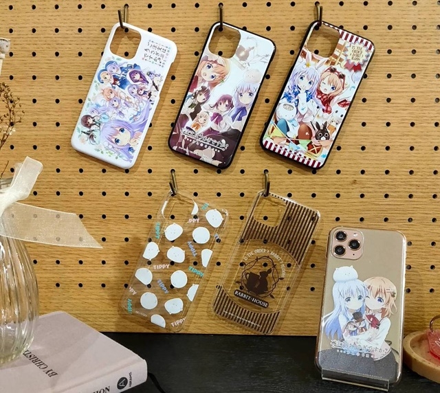 アニメ『ごちうさ』『魔法科高校の劣等生』ほかスマホケースが登場