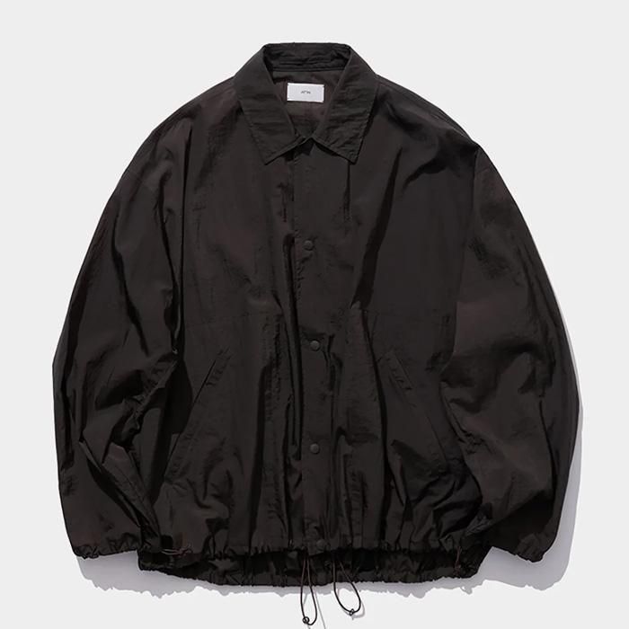 ATON | WOMEN | SUPER LIGHT NYLON | COACH JACKET | BROWN- Stripe