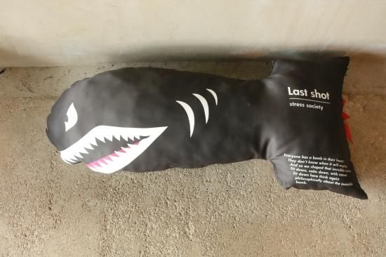 ラストショットクッション - BRUNT｜BUSH DE CAMPERS