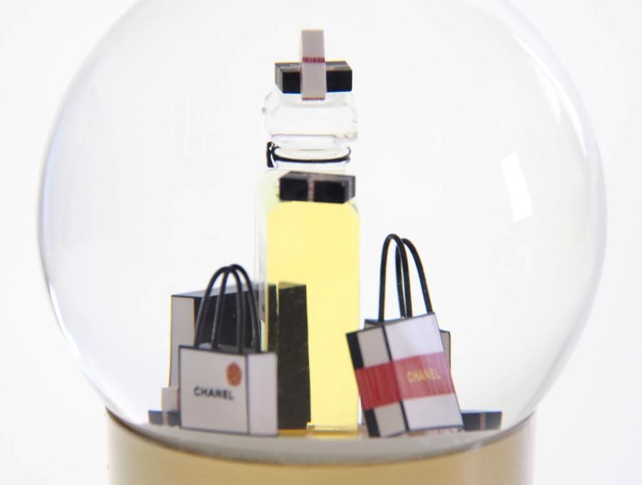 New 新品】シャネル CHANEL ノベルティ スノードーム 2021 N°5