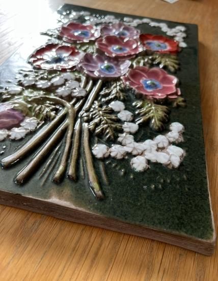 スウェーデン Jie gantofta ジィ ガントフタ 陶板の壁掛け ブーケ