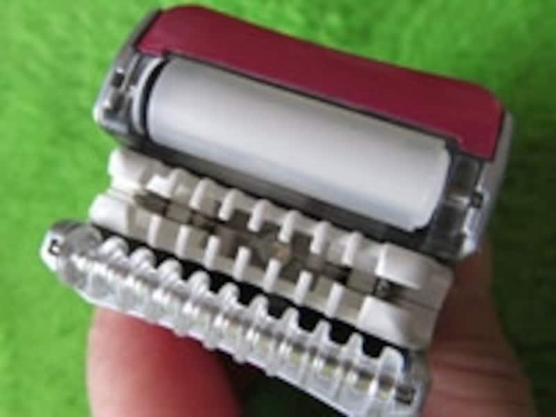 2/2 痛いのはイヤな人にオススメの脱毛器「ノーノーヘア」 [美容家電