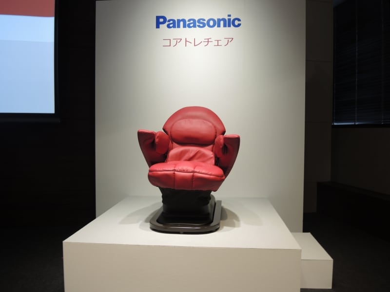 パナソニック、トレーニング家電“コアトレチェア” [生活家電ニュース