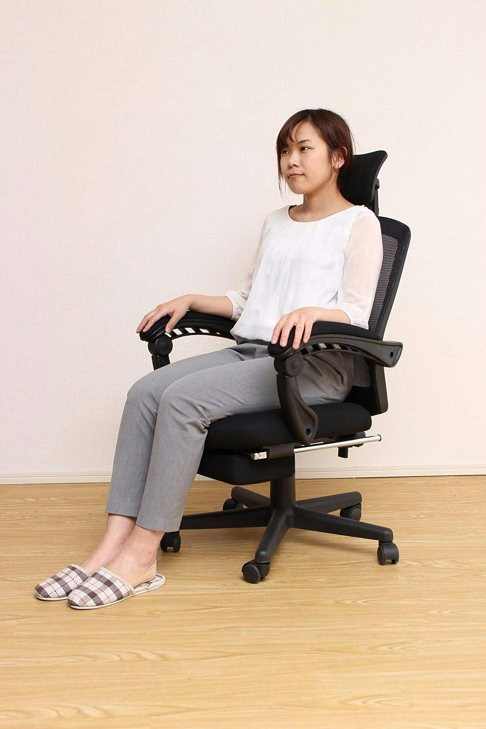 タック Vita ビータ フットレスト付きボスチェアライト ブラック TAN