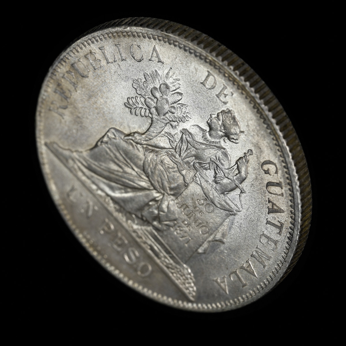 貨幣博物館 | グアテマラ 1ペソ銀貨 1894 女神像 KM210