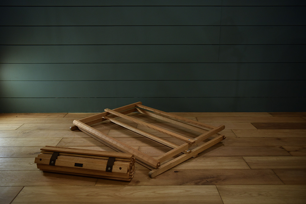 INOUT （イナウト） / Cross Table