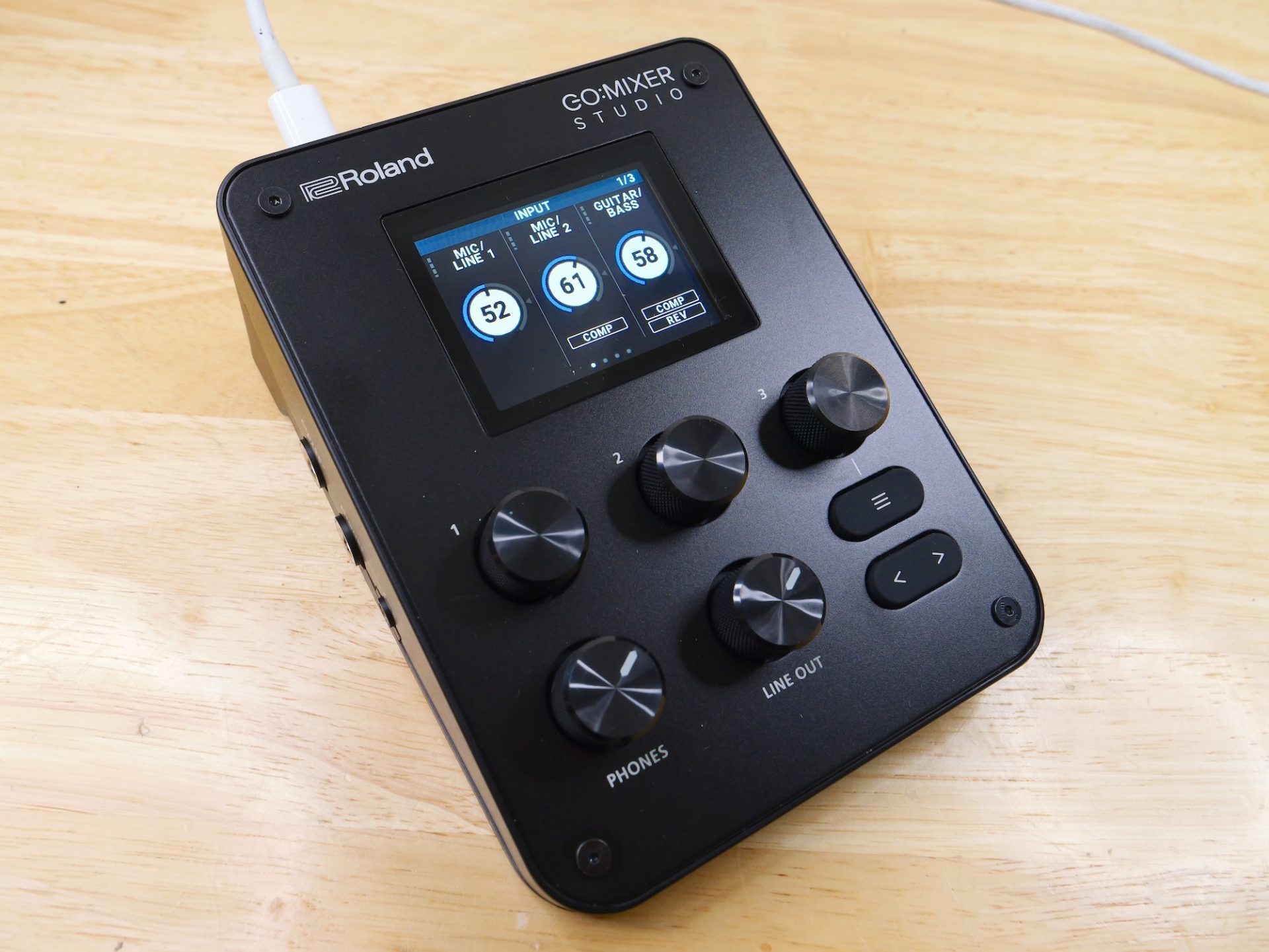 Roland GO:MIXER STUDIO 実機レビュー！配信・演奏動画に最適な