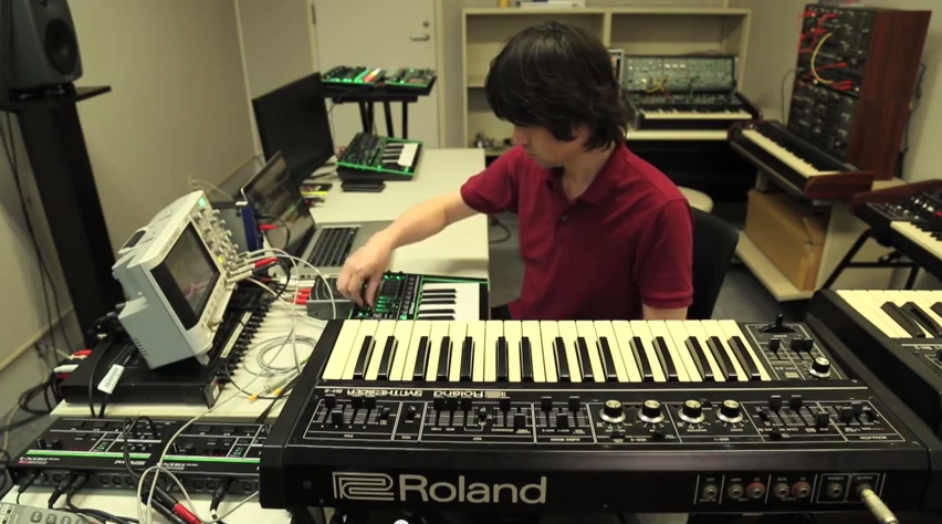 王道のアナログ・シンセを完全再現したソフトウェア・シンセサイザー