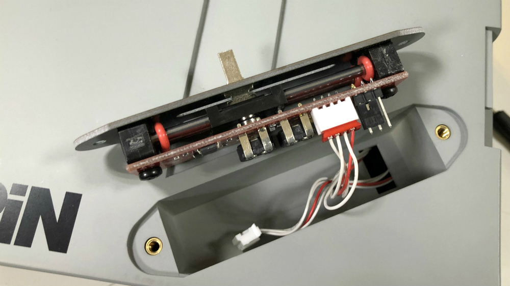 Portablistのニューギア RELOOP SPiNのフェーダーをJDDX2R-SPに交換し