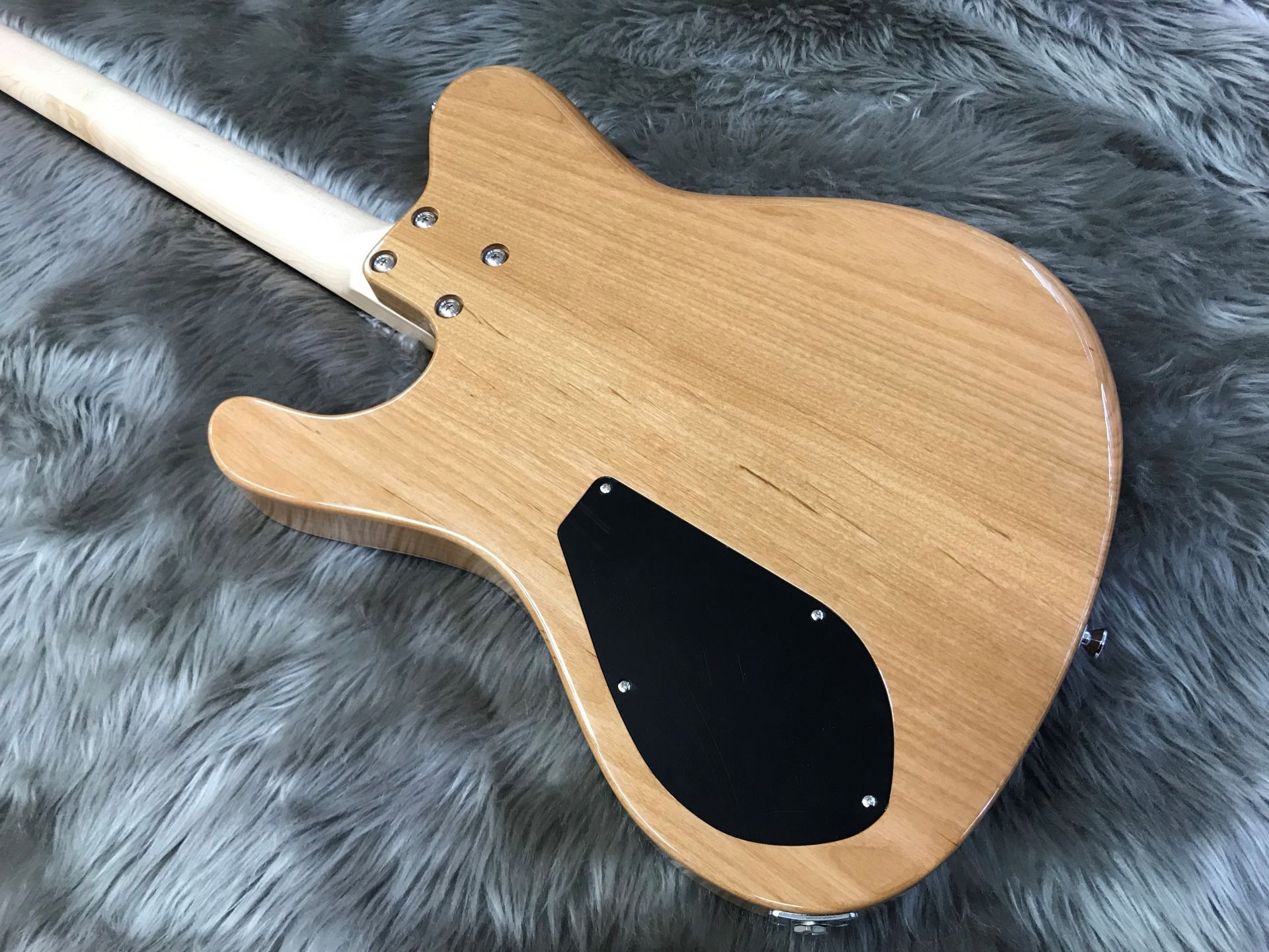 エレキギター入荷情報】dragonfly – BORDER PLUS 670 / BORDER666 HEX