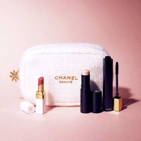 2024年クリスマスコフレ【シャネル】定番アイテムのセットに、可愛