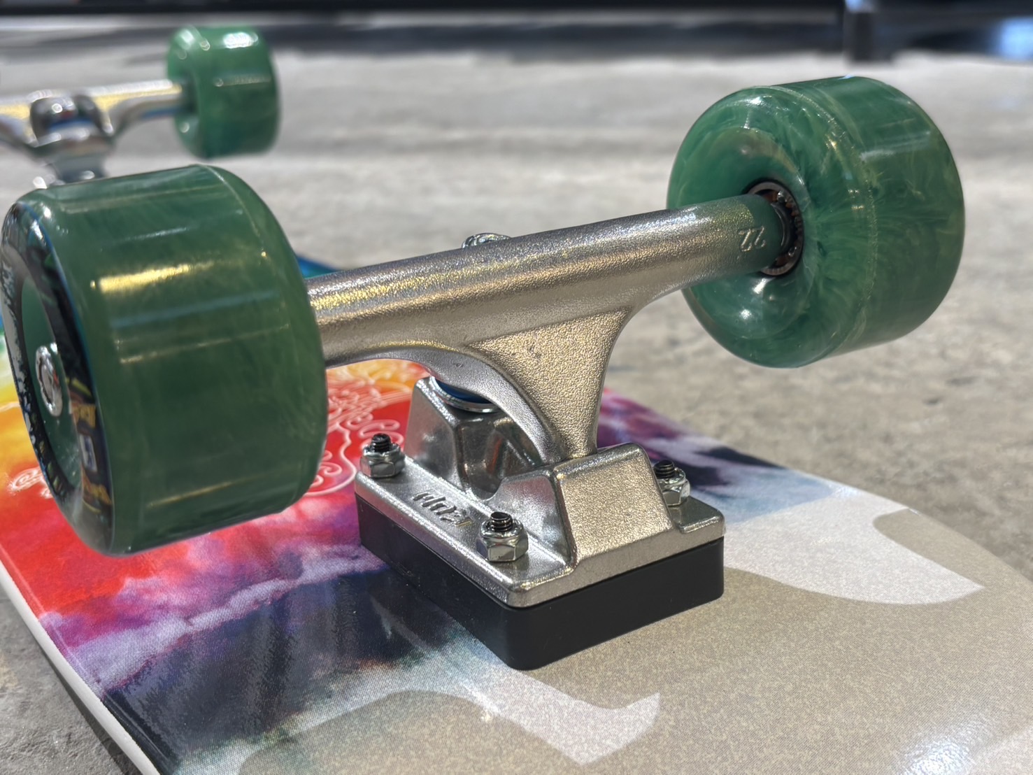 インスタント渋谷の30周年クルーザーデッキ拝見！】 | スケートボード