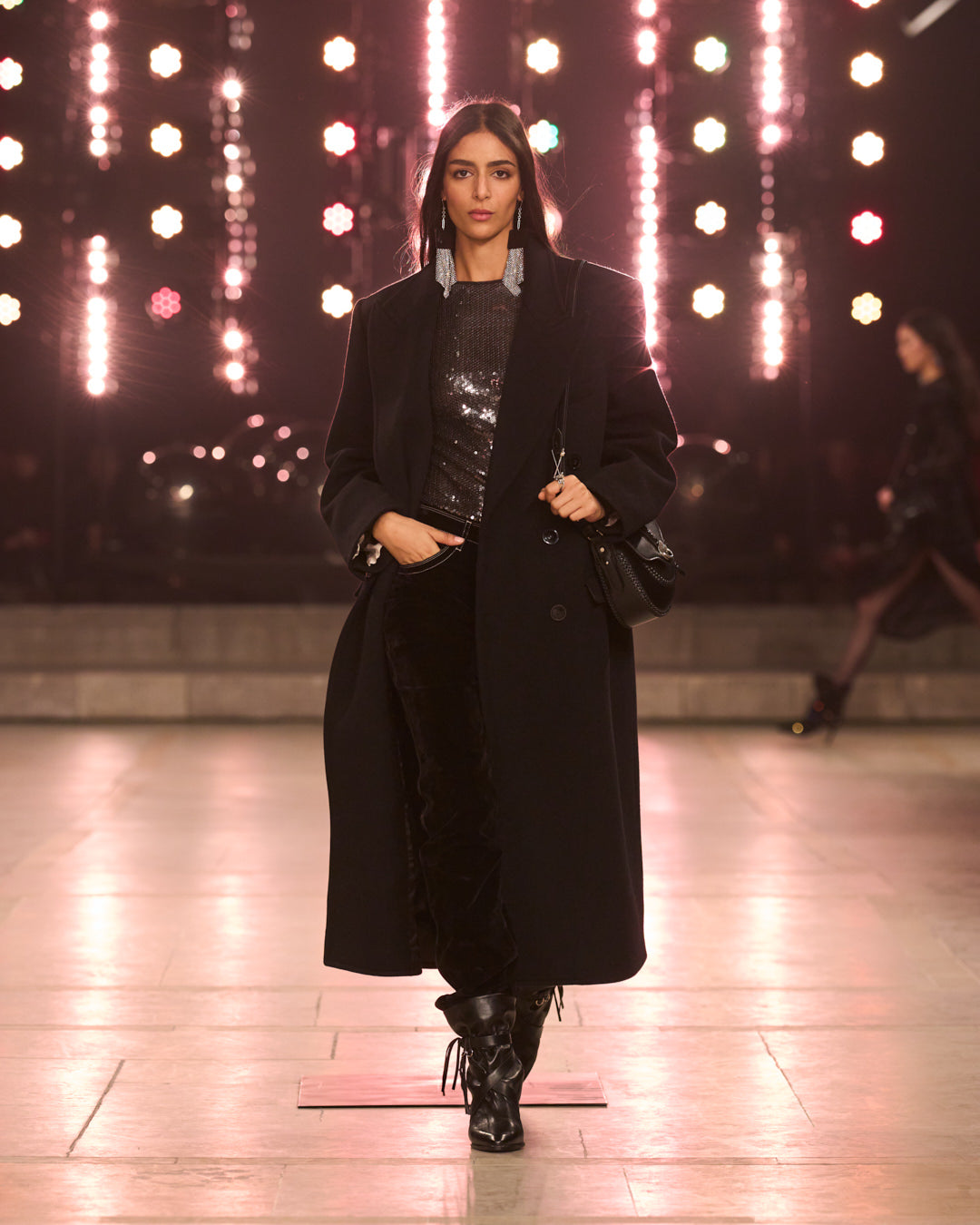 イザベル・マラン 2025年秋冬 ランウェイ | ISABEL MARANT 公式