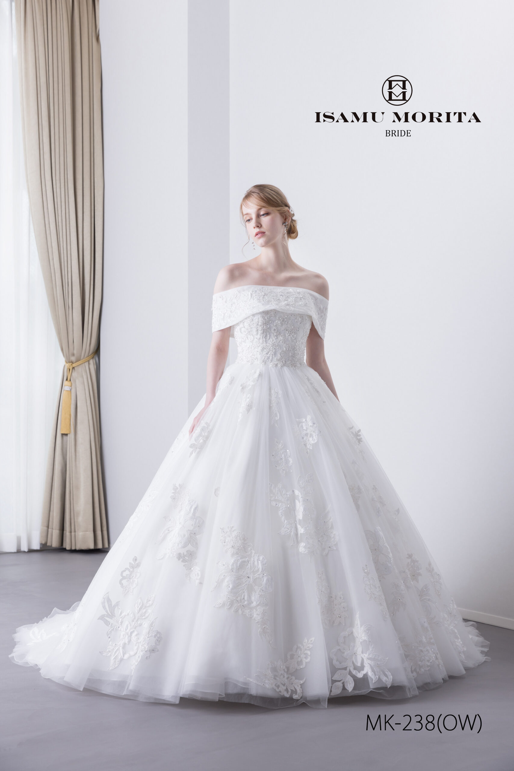 MK-238(OW) ウェディングドレス｜ISAMU MORITA