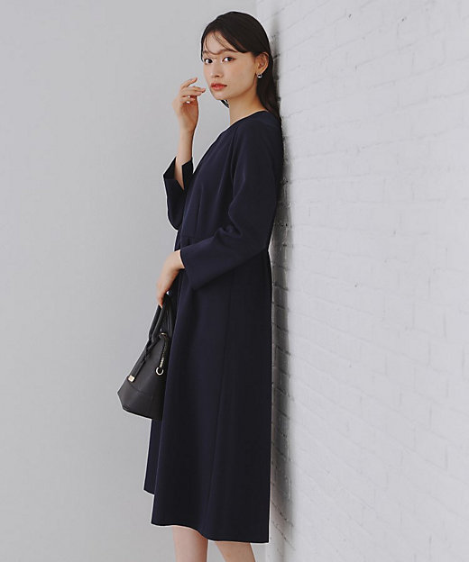 通勤・セレモニー／セットアップ対応》タックフレアワンピース／ダブル