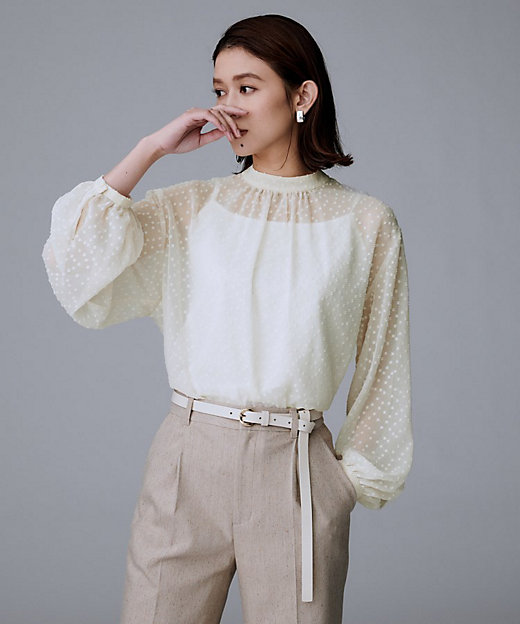 重ね着やスーツインナーに／シアー】ドットジャカード ブラウス