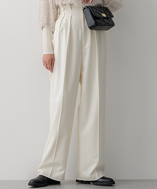 ナチュラルストレッチサキソニー タック ワイドパンツ