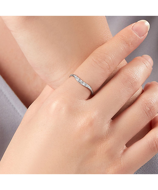 プラチナ ダイヤモンド リング APVR0585 DI | Vendome