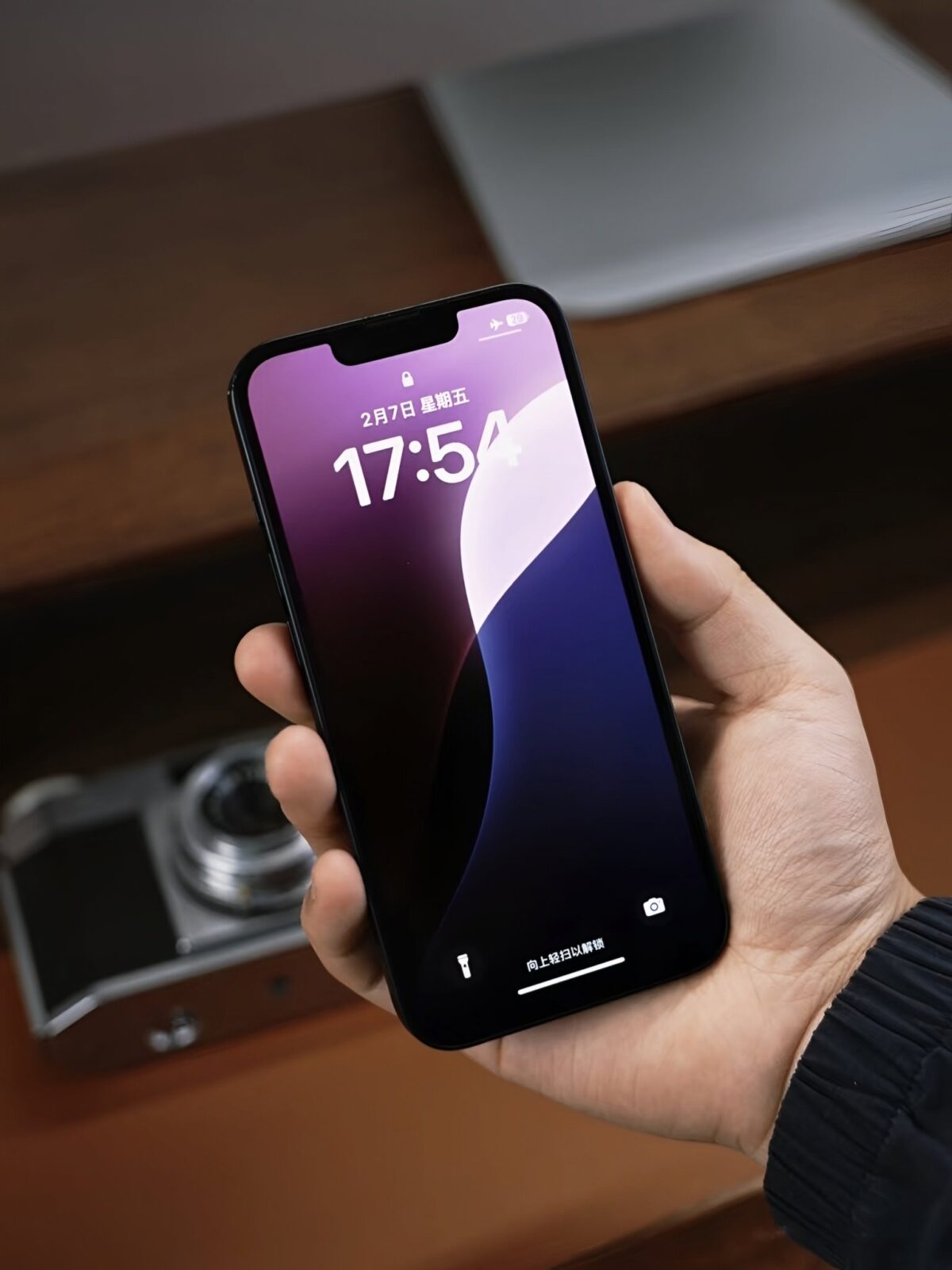 iPhone SE（第4世代）のこれまでで最も精巧なモックアップ？今週中に