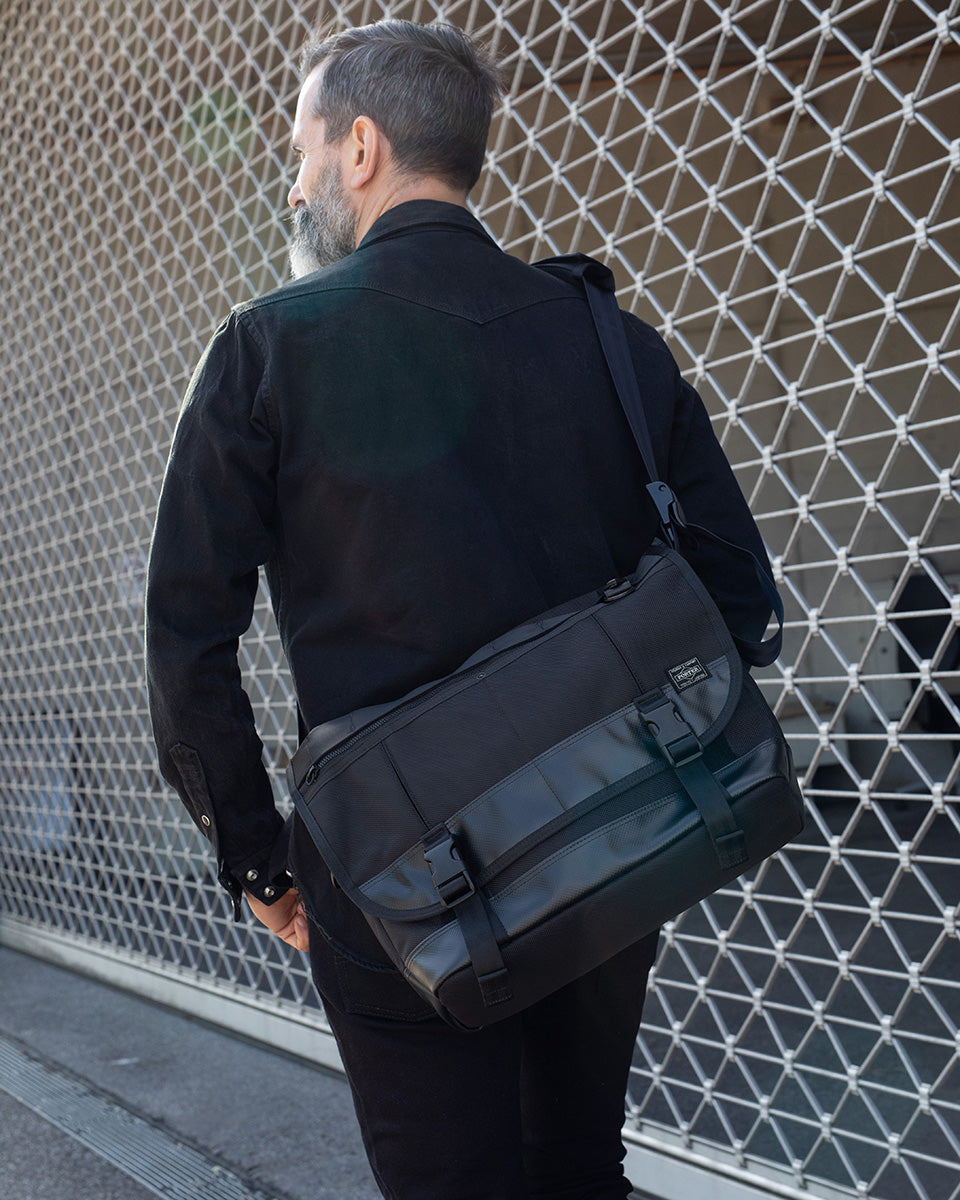 PO-HEAT-MESSENGER-BLK - Porter-Yoshida & Co. HEAT MESSENGER BAG (L