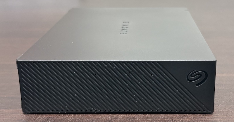 バッファロー (Seagate製ドライブ内蔵) の6TB外付けHDD「HD-SGDA6U3-B