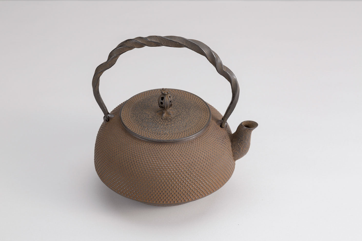 鉄瓶 18型千鳥アラレ