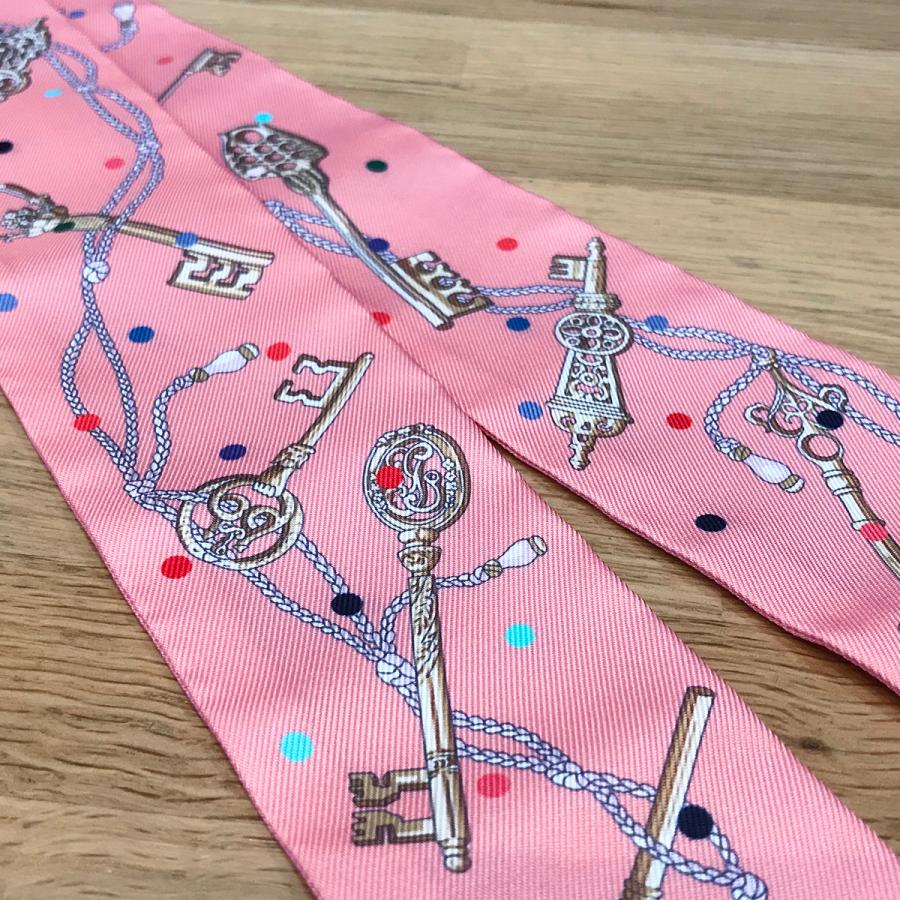 HERMES（エルメス） 【新品未使用】エルメス レクレアポア ツイリー