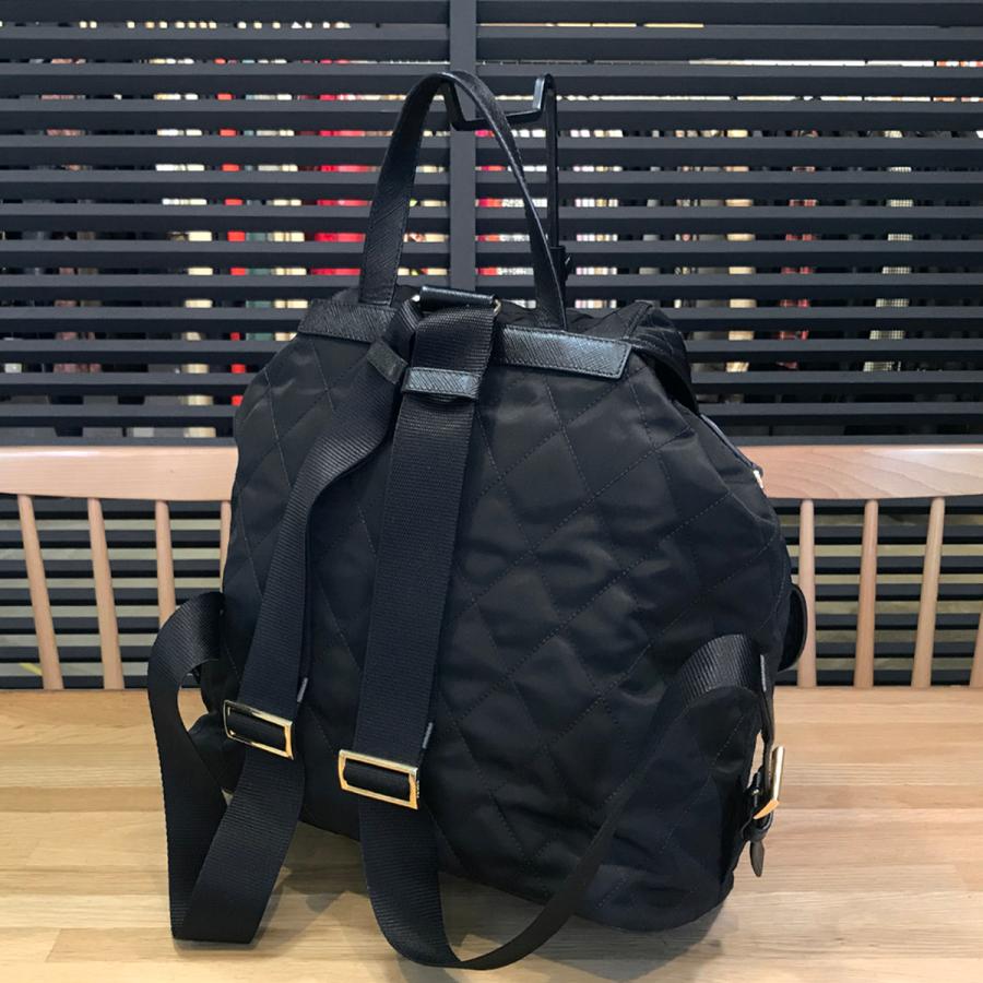 PRADA（プラダ） 【新品同様】プラダ キルティングナイロン リュック