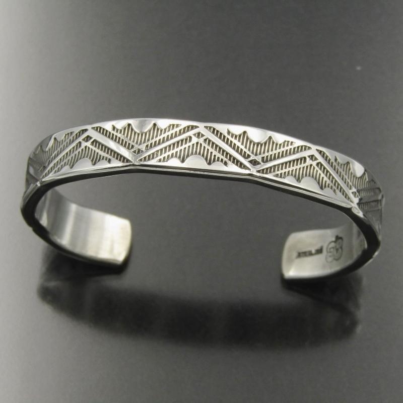 アーノルドグッドラックインディアンジュエリー