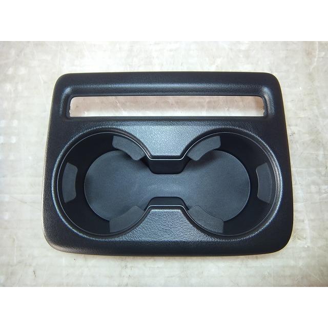 アテンザ LDA-GJ2FP リアドリンクホルダー 純正品番GNB1-88-2B7 管理