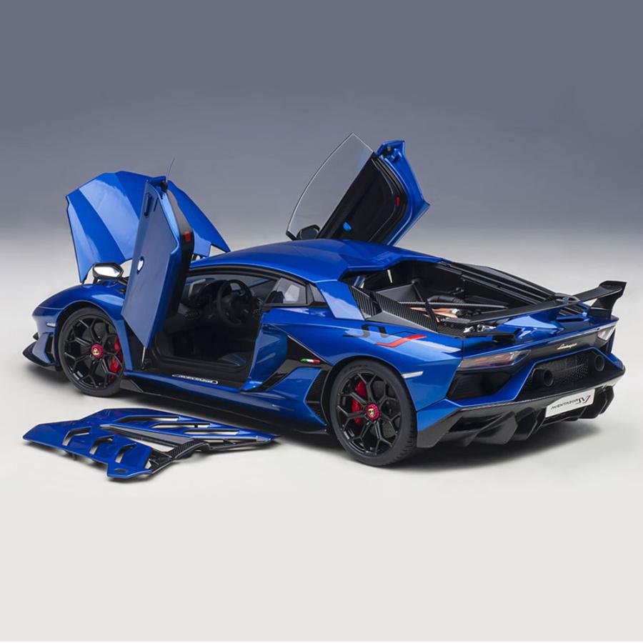 Lamborghini（ランボルギーニ） ミニカー 1/18 アヴェンタドール SVJ